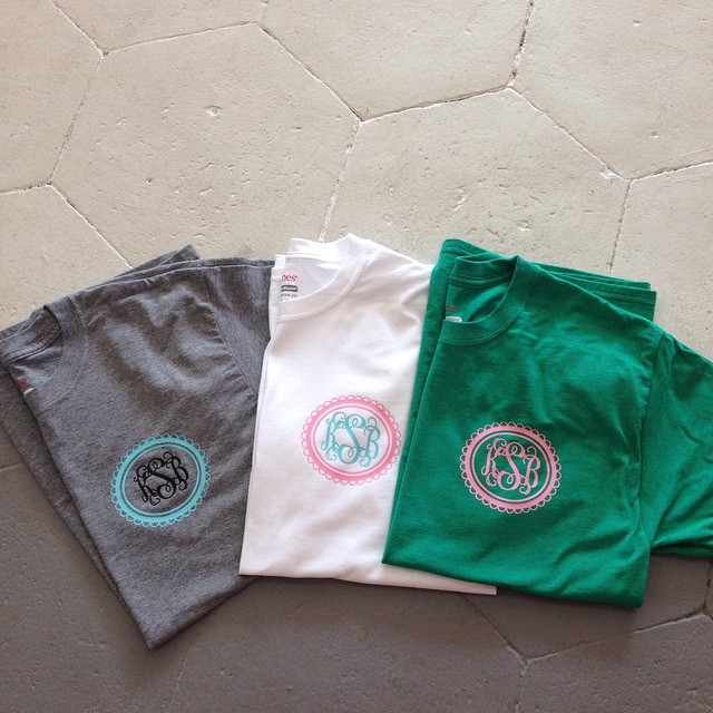 Oval Scallop Monogrammed T-shirt